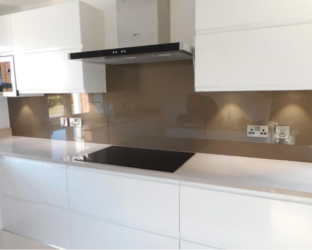 bronze glass splashback for countertop
