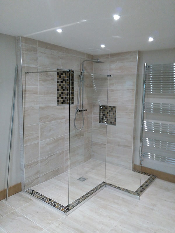 Glass shower screen box